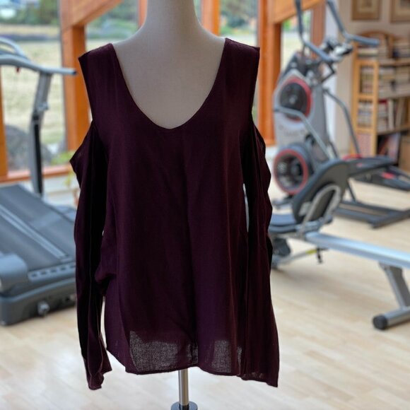 ANTHROPOLOGIE cloth & stone cold shoulder top M - Picture 1 of 6